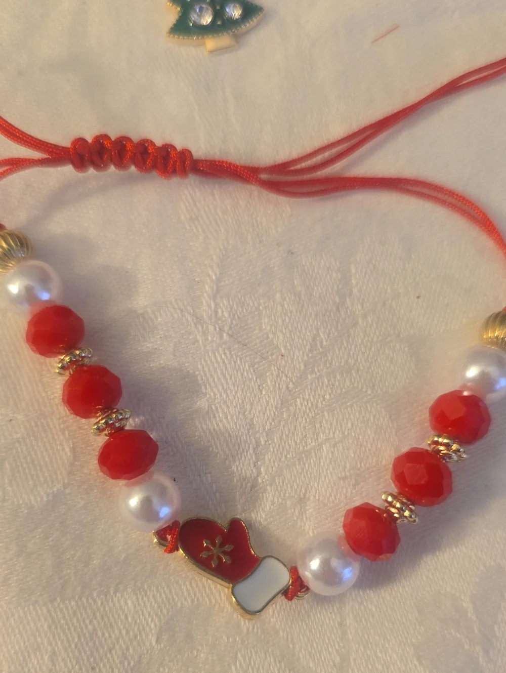 4 Christmas Charm Bracelet Set, Santa, Tree, Mitten, Merry Christmas, Gift Bags